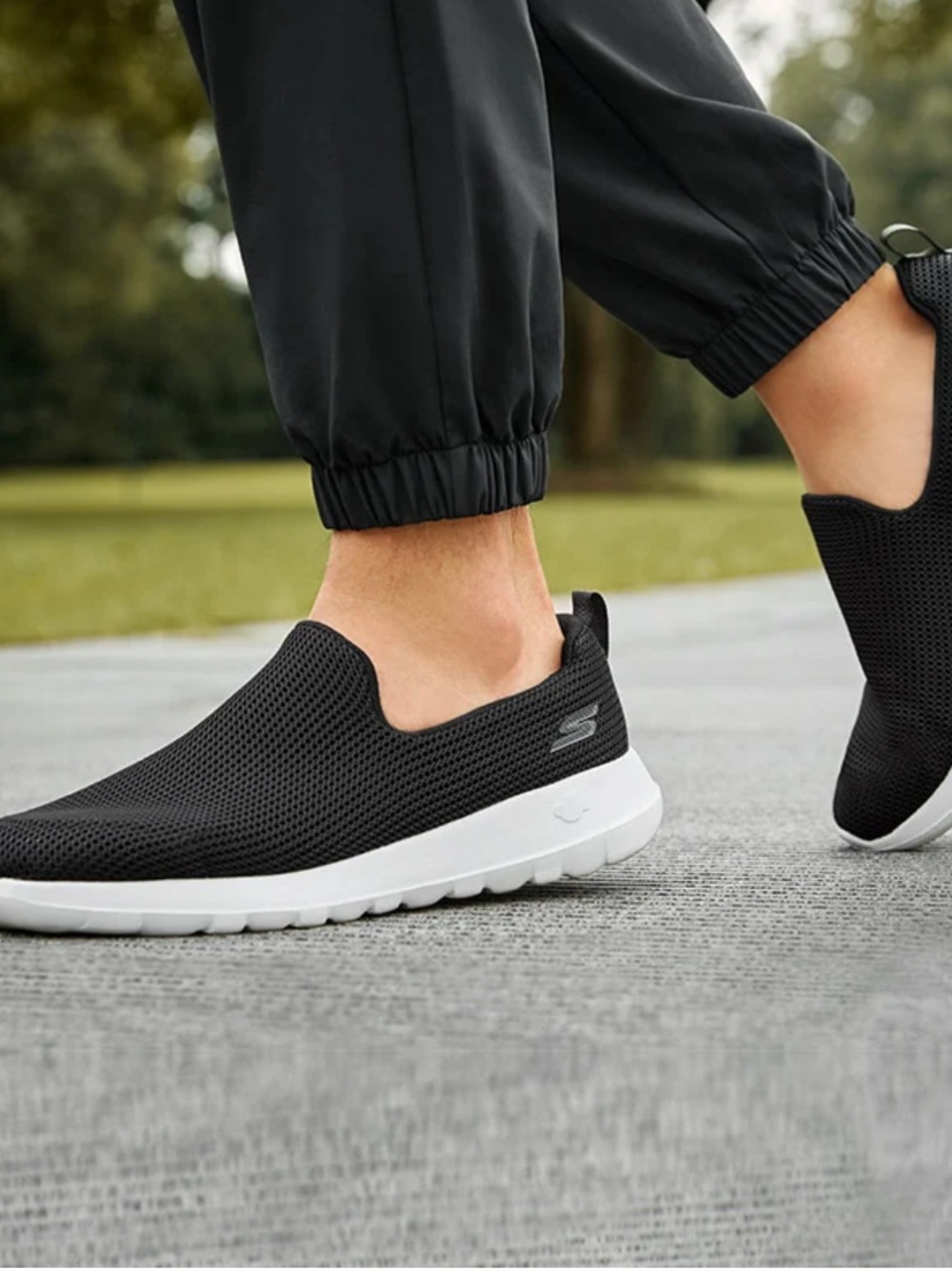 Skechers Go Walk Black Slip-On 54638 black men’s size 9.5 new flaw comfort